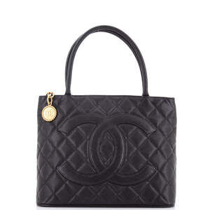 Chanel Medallion Tote Quilted Caviar #229569C23B